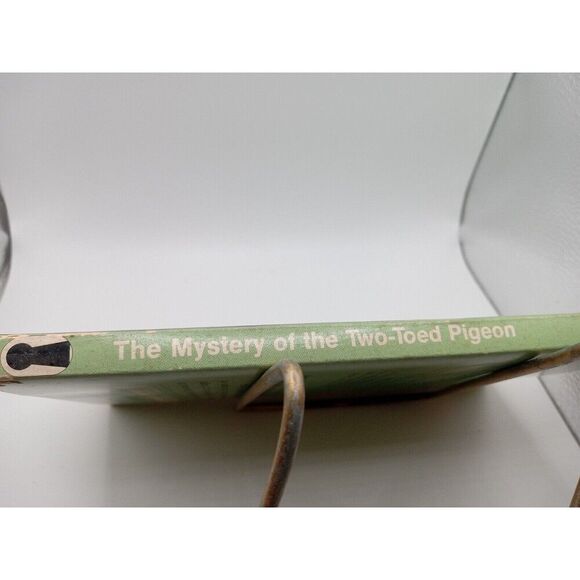 The Three Investigators: The Mystery Of The Two-Toed Pigeon, #37 PB Keyhole Ed - Picture 4 of 10